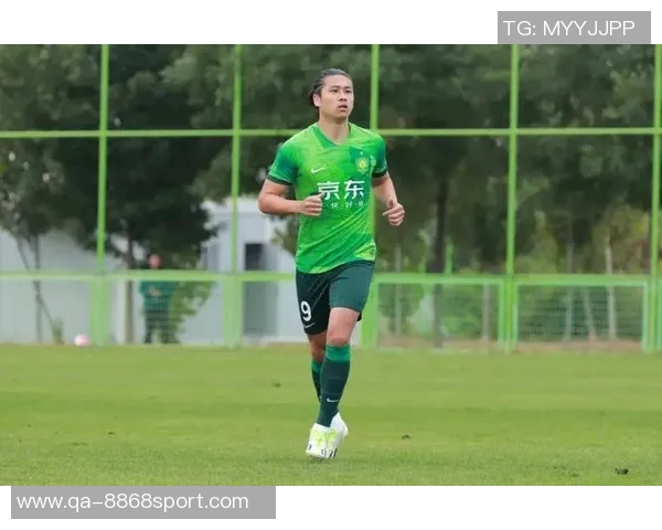 国安队员张玉宁池忠国伤愈归队回京备战新赛季